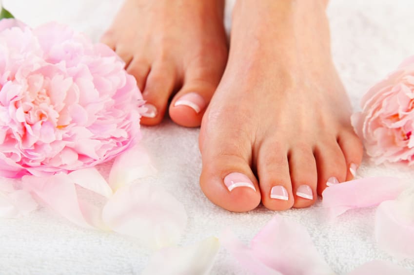 podiatrist in northampton, chiropodist in northampton. Corns, calluses. Warts, verruca treatment northampton. Ingrowing toenailtreatment northampton. Bunions. Hammer toes. Fungal nails. Cracked skin. fissures. Orthopaedic Insoles. arch supports, orthotics